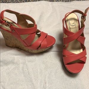 Guess cork wedge coral